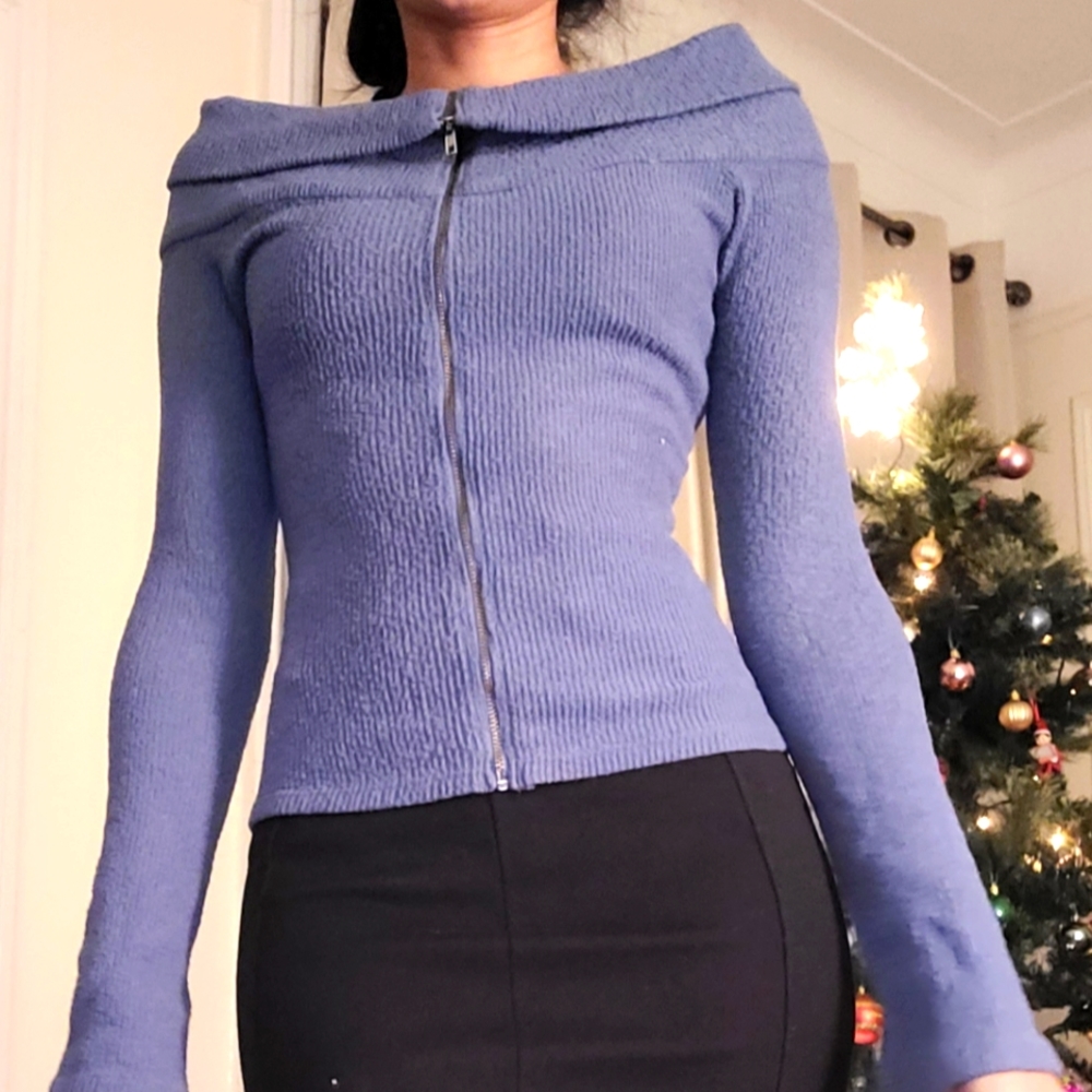 Zippet sweater